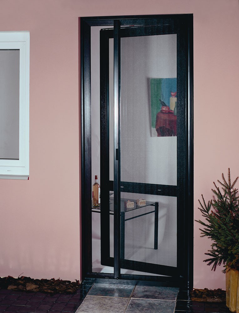 Komarniki 48239592 (1)